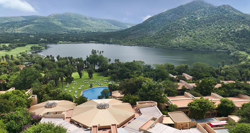Aerial-view-of-the-Cabanas-and-lake.jpg