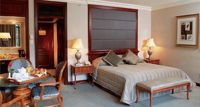 cascades-superior-luxury-bedroom2.jpg
