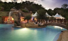 Cascades-Pool-exterior-at-night.jpg