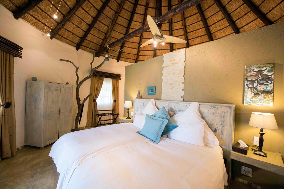 Mziki Safari Lodge Rondavels