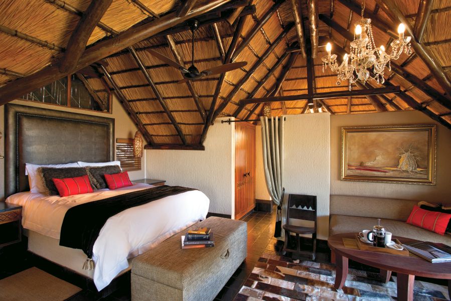 Tshukudu_Chalet_Bedroom_1.jpg